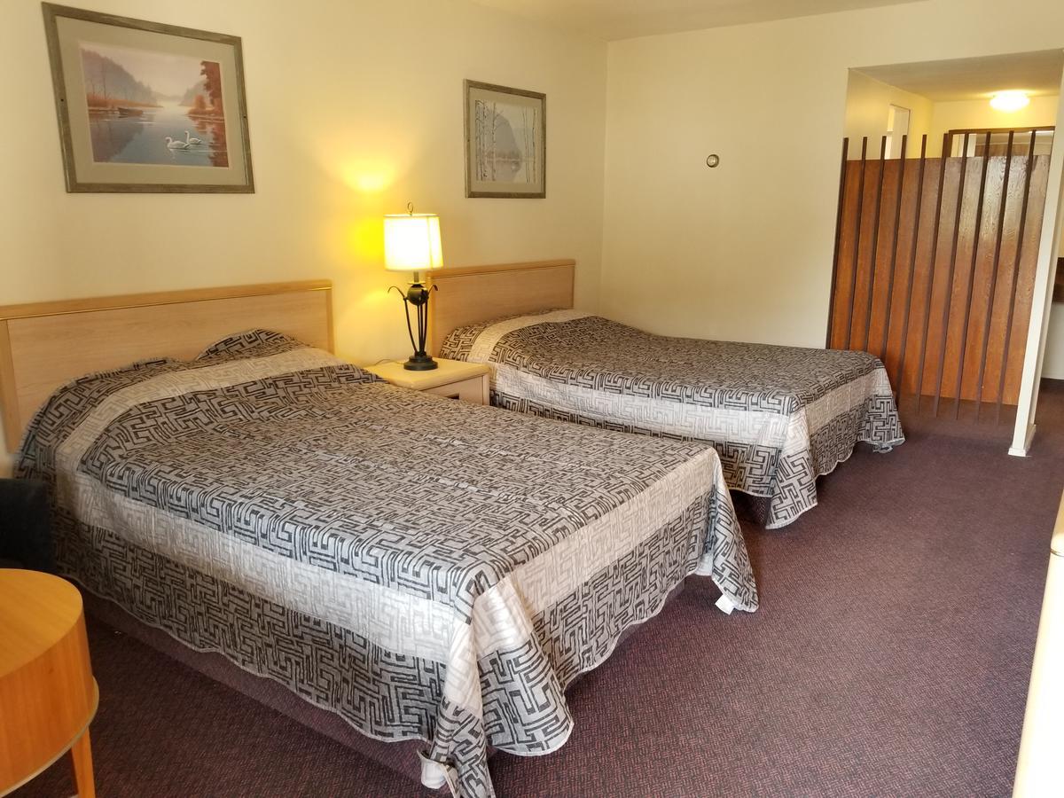 Slumber Lodge Williams Lake Ngoại thất bức ảnh